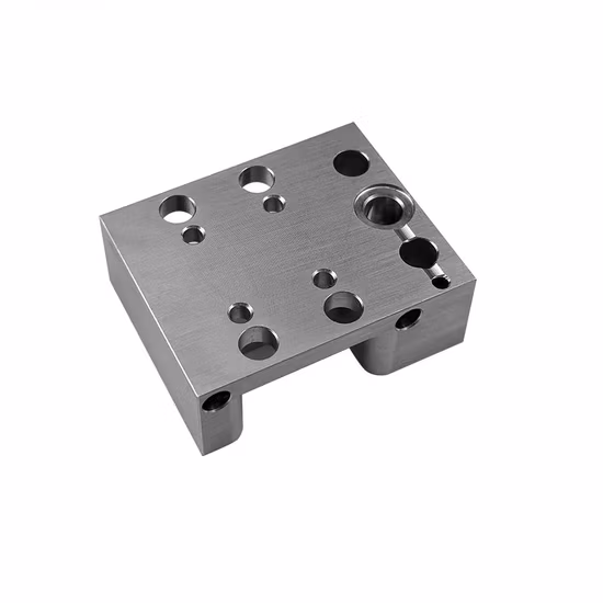 Peças de usinagem de molde de estrutura de aço de grafite de tubo de manutenção de fornecedor CNC de precisão
